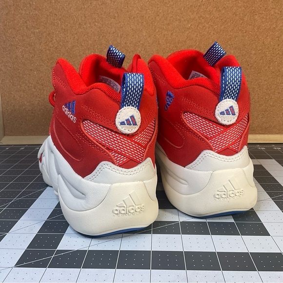 Adidas 
“CRAZY 8
PHILLY”
Brand new
No box
$429 on the market - Picture 8 of 8